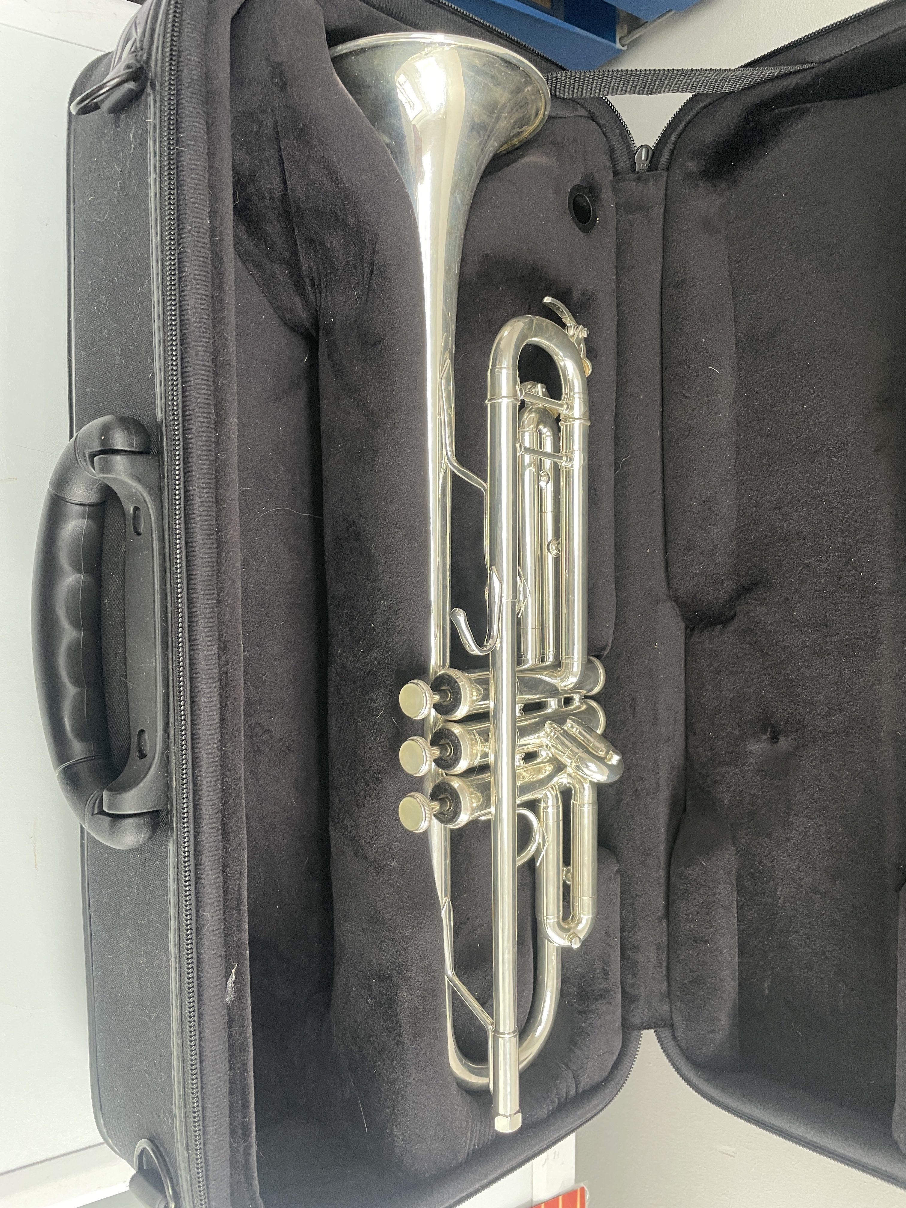 Read more about the article Bach TR337S International Trumpet